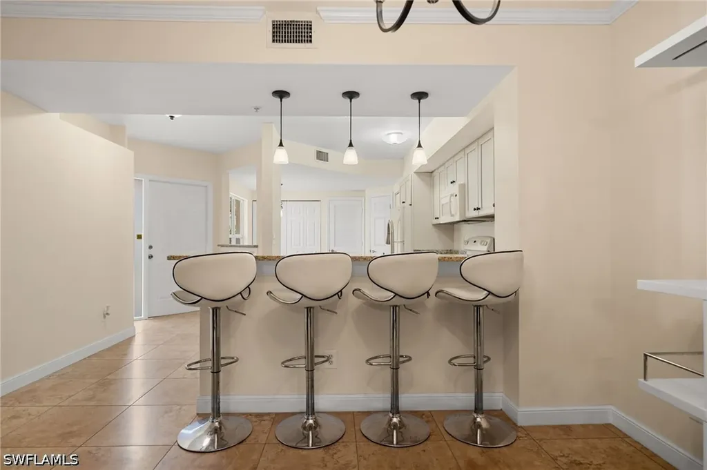 5045 Cedar Springs Drive Naples FL 34110