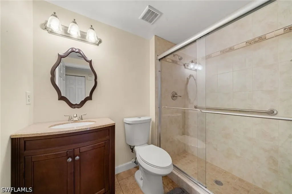 5045 Cedar Springs Drive Naples FL 34110