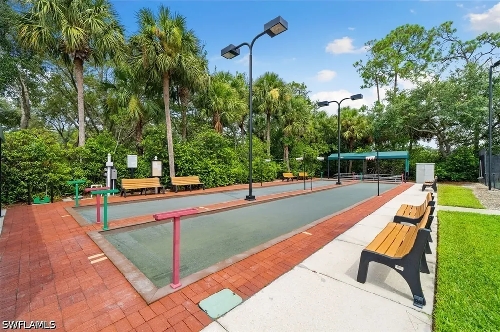5045 Cedar Springs Drive Naples FL 34110