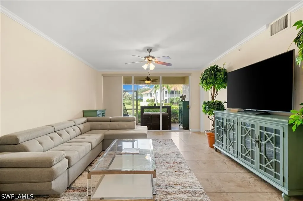 5045 Cedar Springs Drive Naples FL 34110