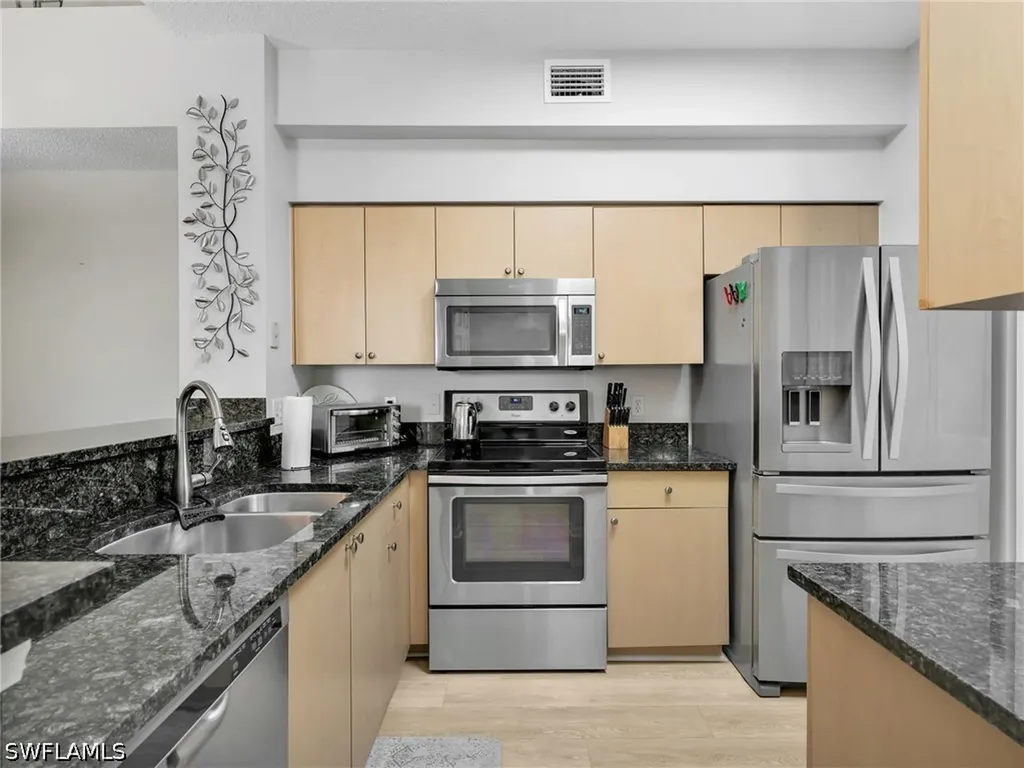 1205 Reserve Way Naples FL 34105