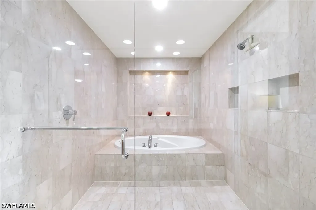 265 Indies Way Naples FL 34110