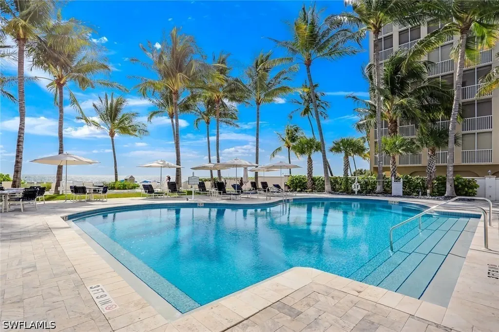 265 Indies Way Naples FL 34110