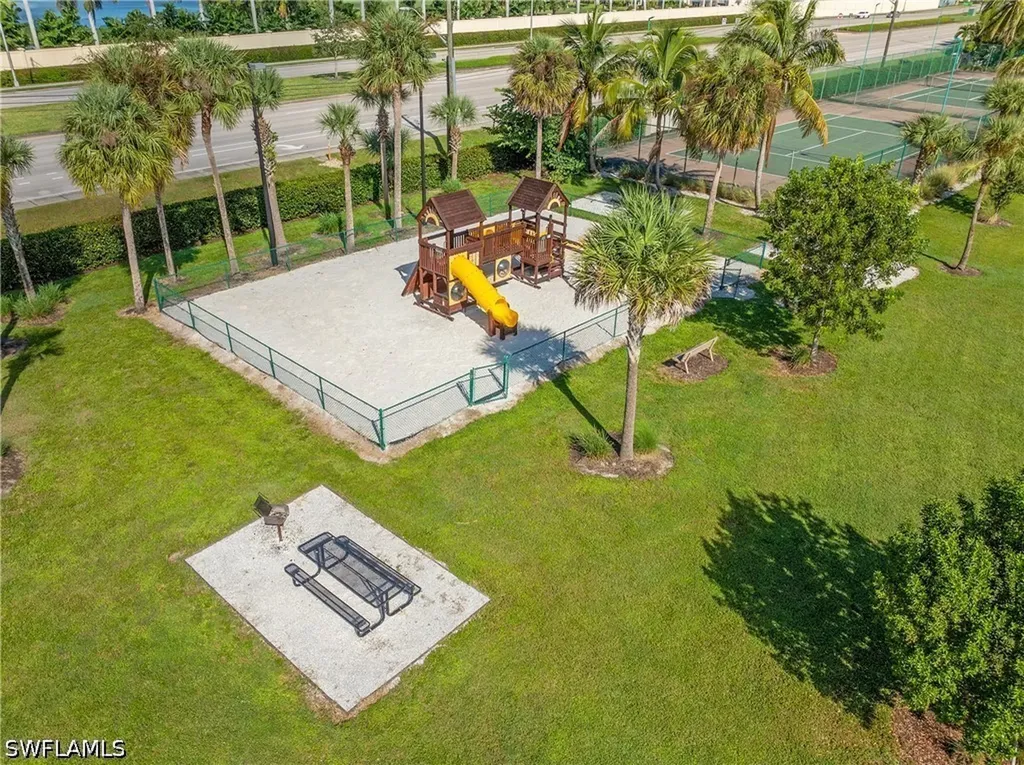 116 Santa Clara Drive Naples FL 34104