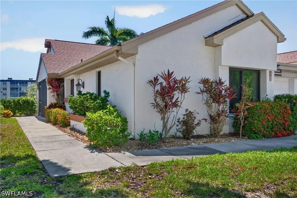 1784 Pine Glade Circle Fort Myers FL 33907