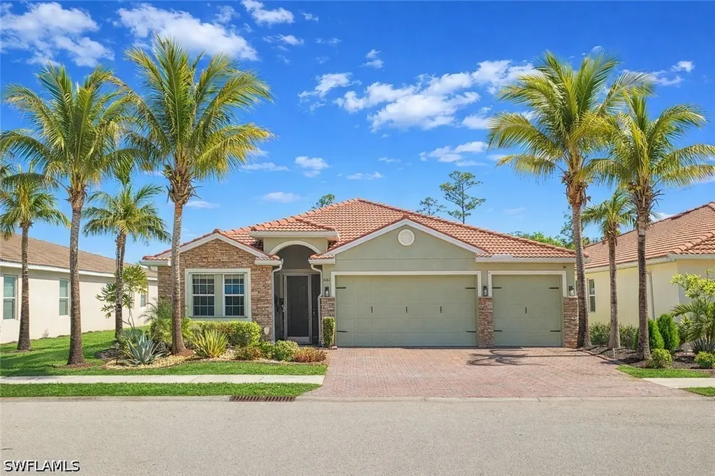 3161 Royal Gardens Avenue Fort Myers FL 33916