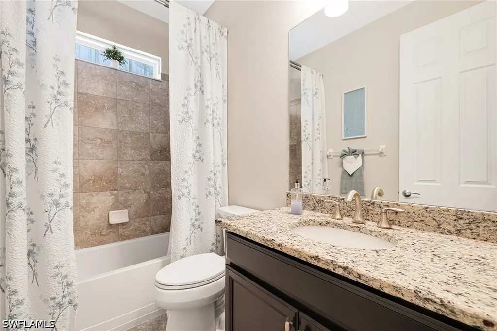 3161 Royal Gardens Avenue Fort Myers FL 33916