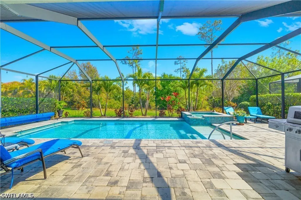 3161 Royal Gardens Avenue Fort Myers FL 33916