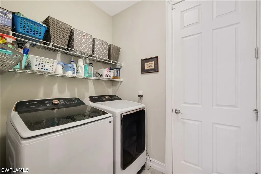 3161 Royal Gardens Avenue Fort Myers FL 33916