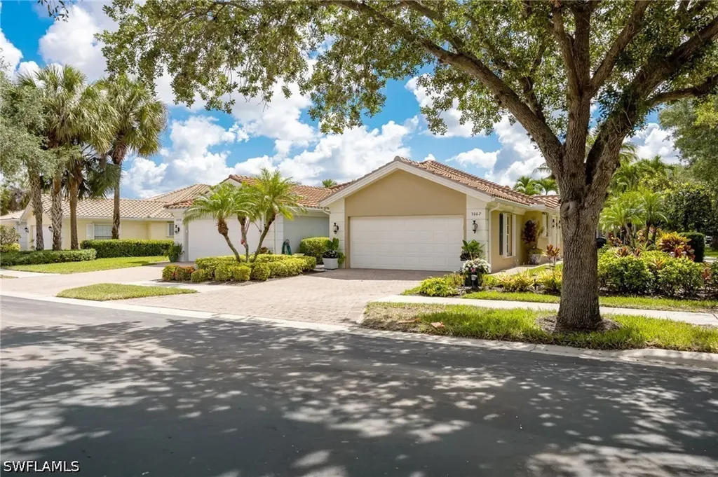 Naples FL, 3006 Futuna Lane