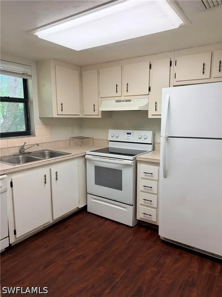 1440 Green Valley Circle Naples FL 34104
