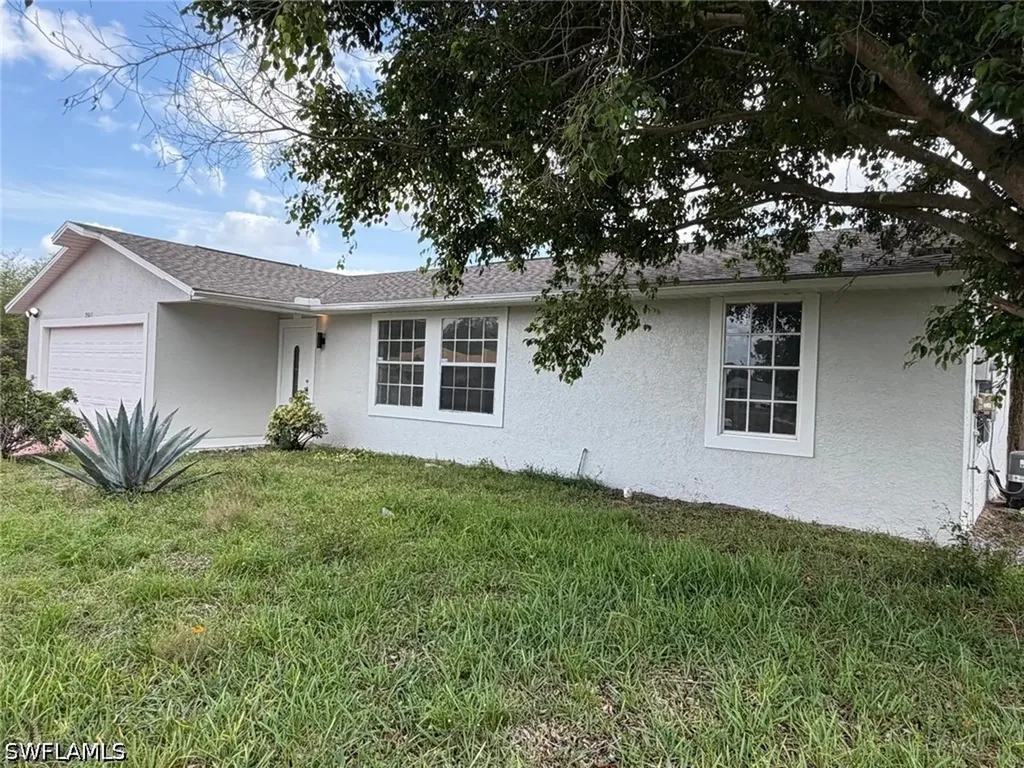 Lee FL 33976