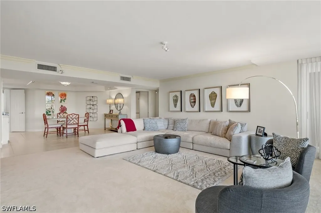 6849 Grenadier Boulevard Naples FL 34108