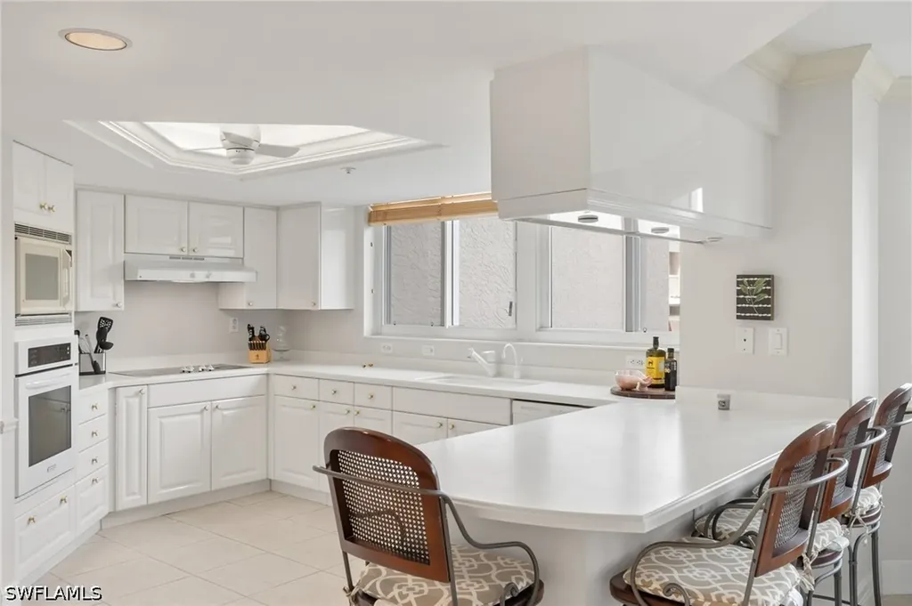 6849 Grenadier Boulevard Naples FL 34108