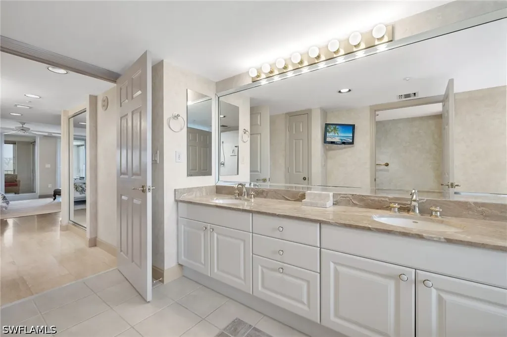 6849 Grenadier Boulevard Naples FL 34108