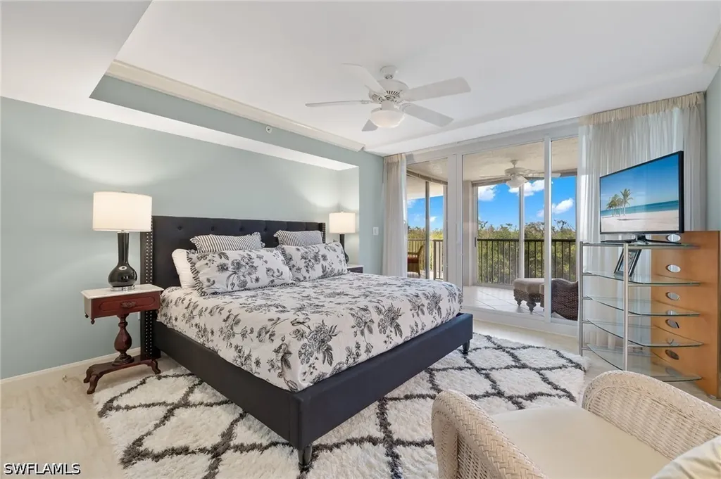 6849 Grenadier Boulevard Naples FL 34108