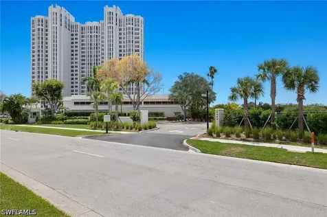 6849 Grenadier Boulevard Naples FL 34108