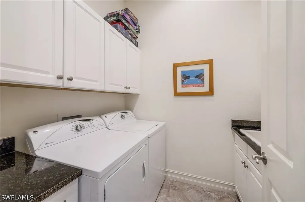 7546 Lantana Circle Naples FL 34119