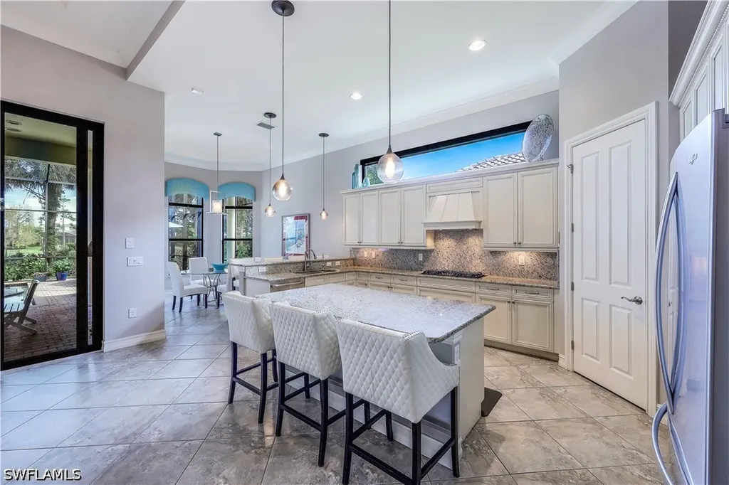 7546 Lantana Circle Naples FL 34119