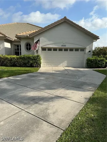 8564 Fairway Bend Estero FL 33967