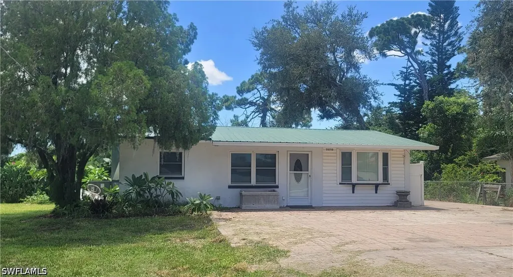 20710 Sandy Lane Estero FL 33928