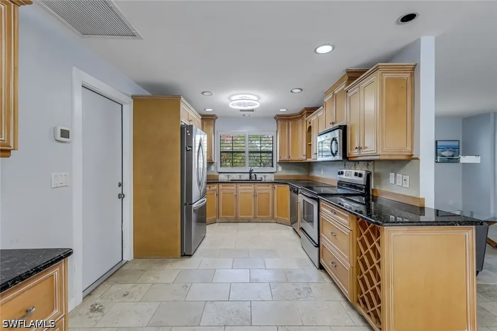 27061 Homewood Drive Bonita Springs FL 34135