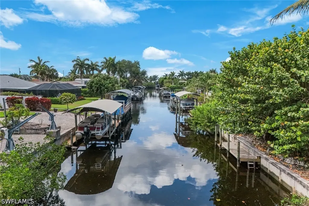 27061 Homewood Drive Bonita Springs FL 34135