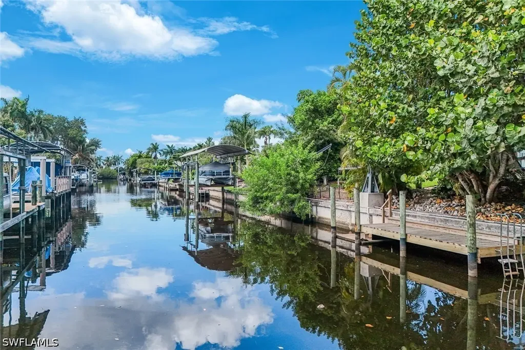 27061 Homewood Drive Bonita Springs FL 34135