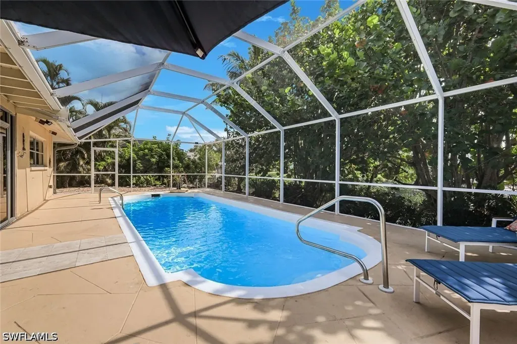 27061 Homewood Drive Bonita Springs FL 34135