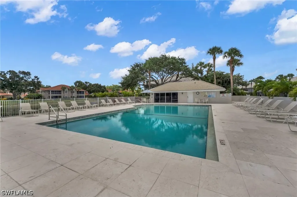 6225 Bellerive Avenue Naples FL 34119