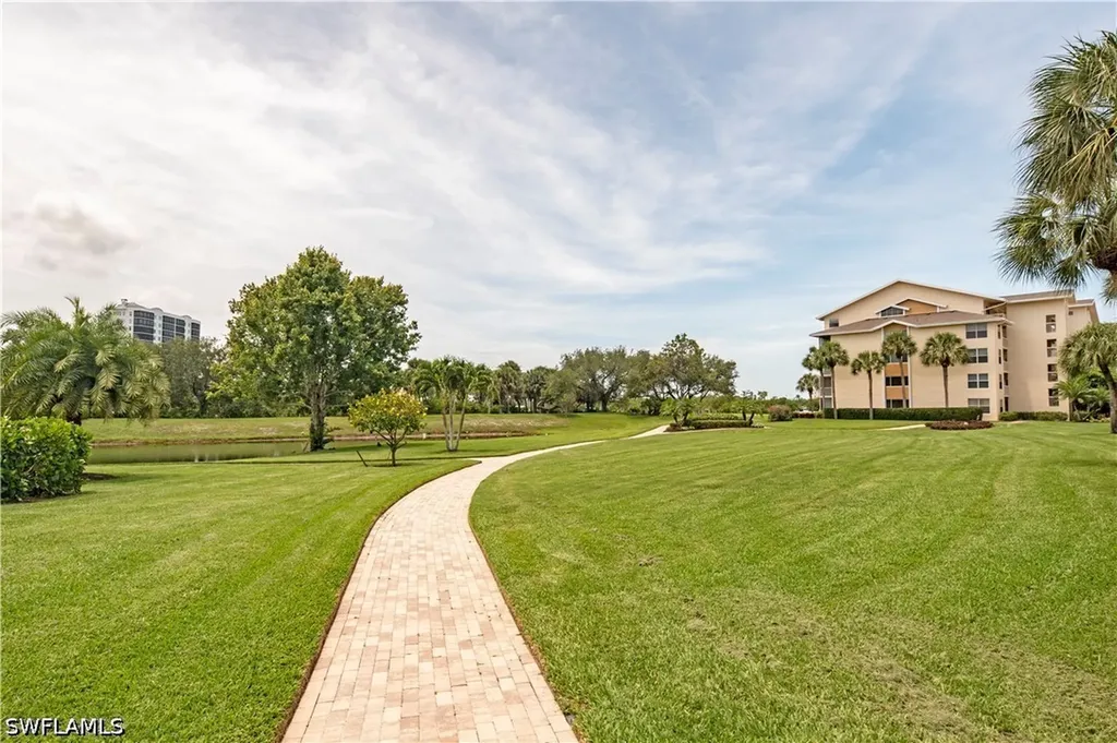 360 Horse Creek Drive Naples FL 34110