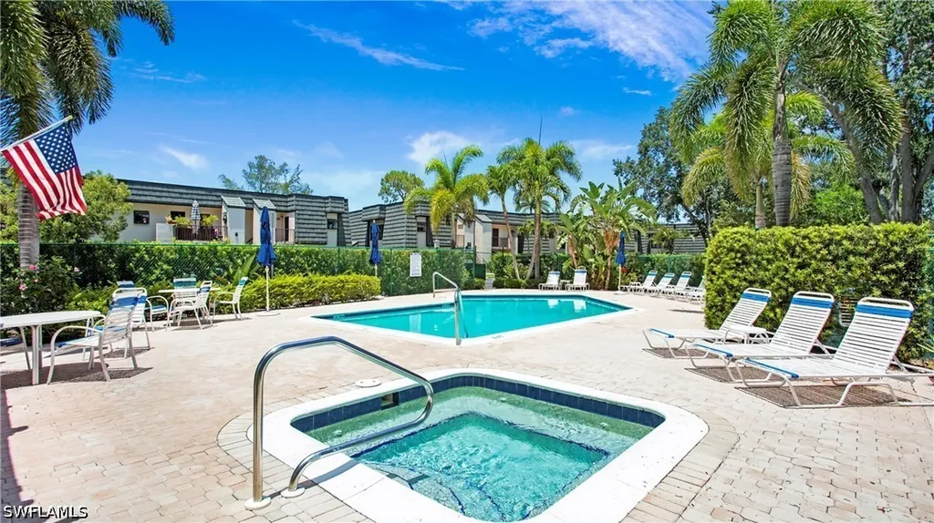 1545 Oyster Catcher Point Naples FL 34105