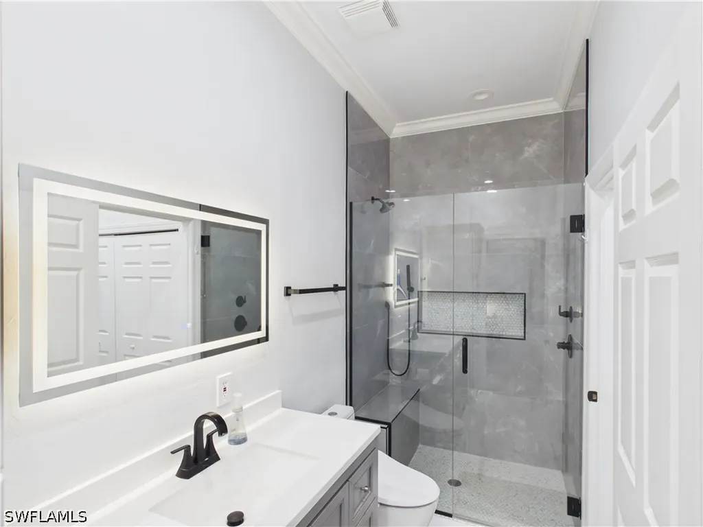6072 Polly Avenue Naples FL 34112