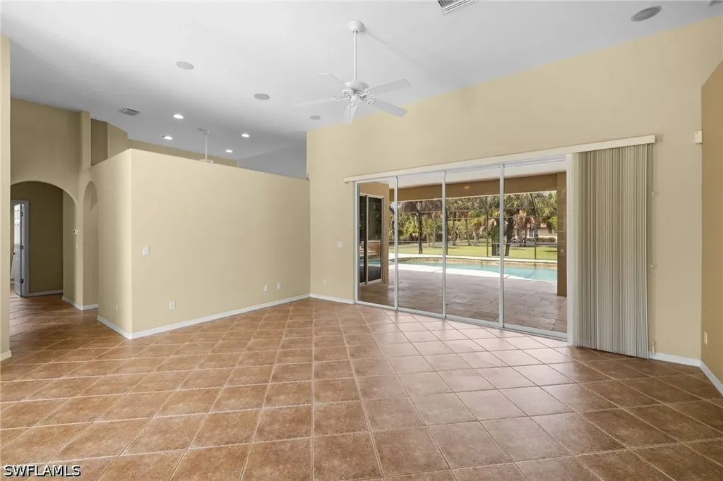 385 13th Street SW Naples FL 34117