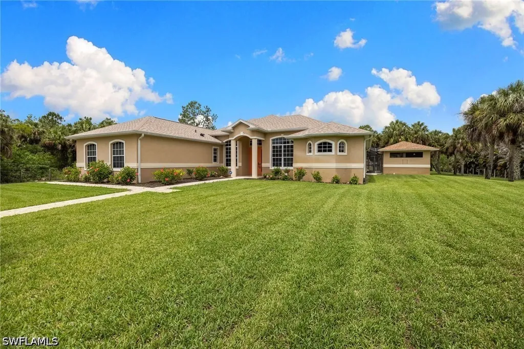 385 13th Street SW Naples FL 34117
