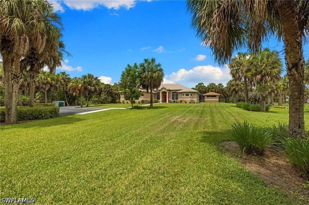 385 13th Street SW Naples FL 34117