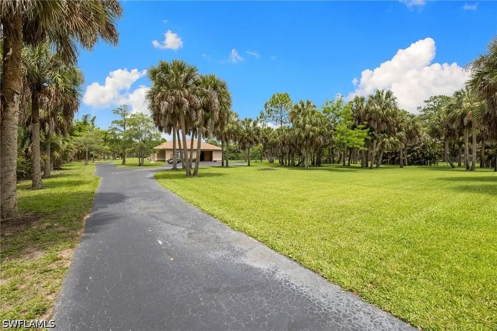 385 13th Street SW Naples FL 34117