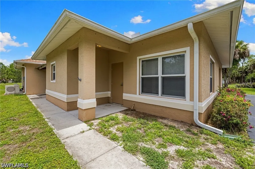 385 13th Street SW Naples FL 34117