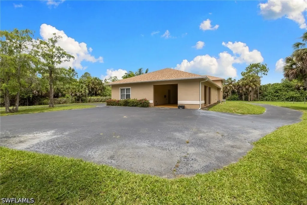 385 13th Street SW Naples FL 34117