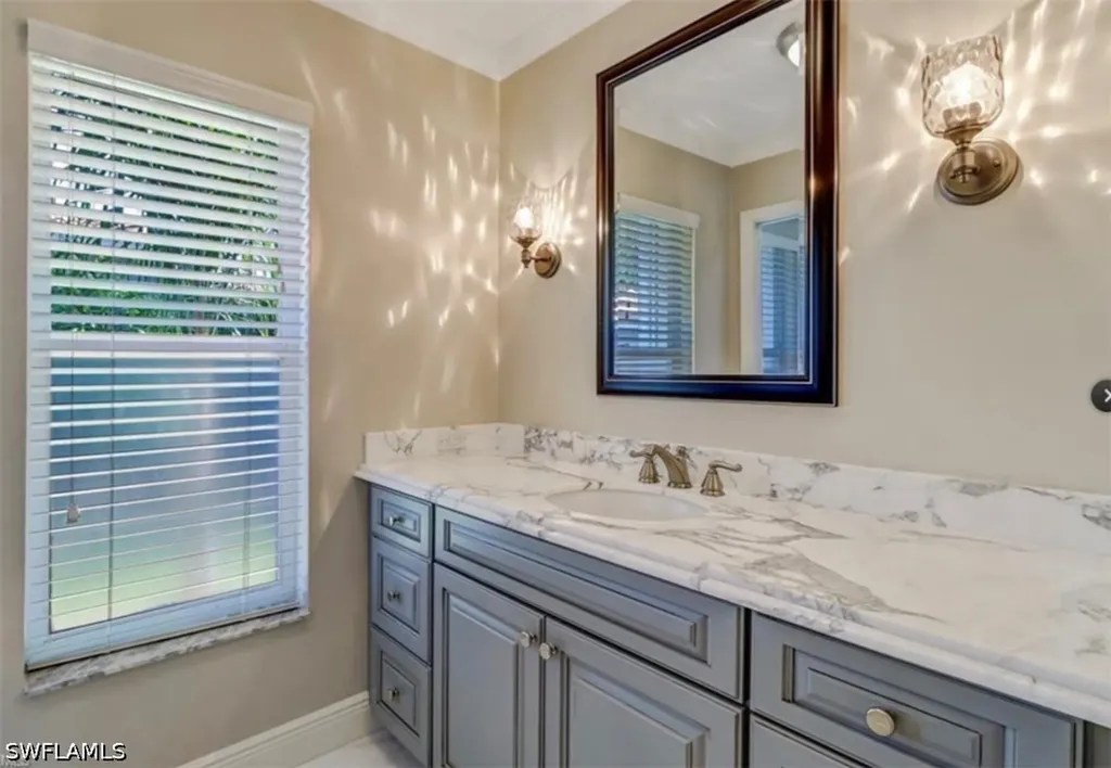 11312 Longshore Way W Naples FL 34119