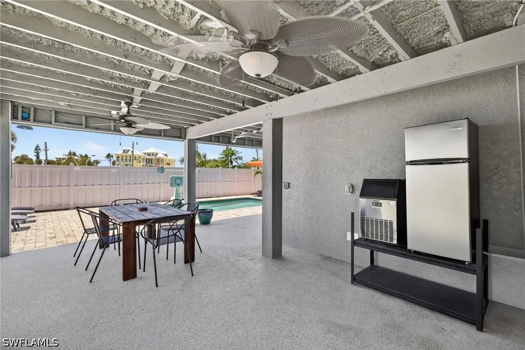 5612 Easy Street Fort Myers Beach FL 33931