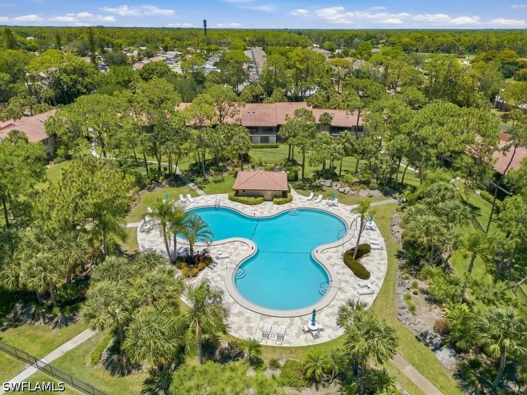 3207 Horse Carriage Way Naples FL 34105