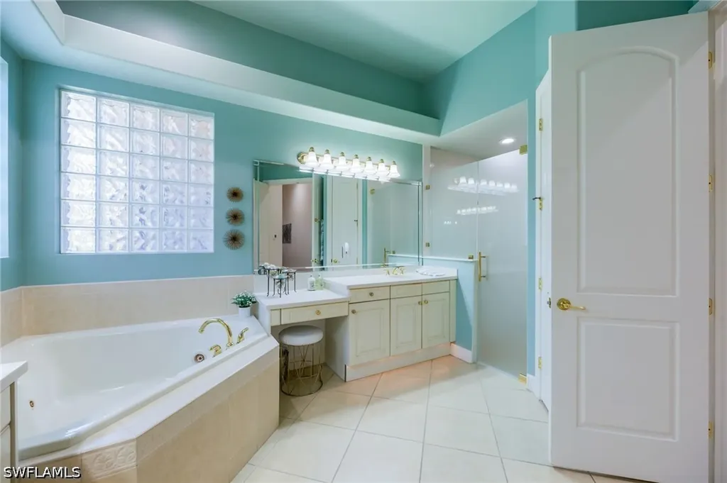 840 Villa Florenza Drive Naples FL 34119
