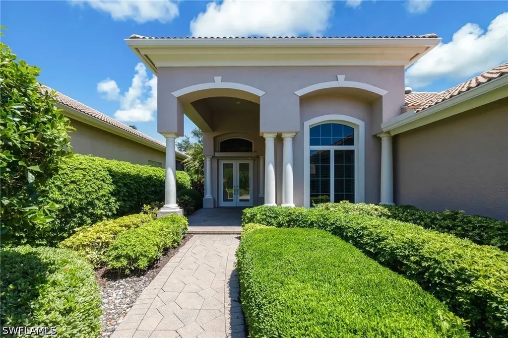 840 Villa Florenza Drive Naples FL 34119