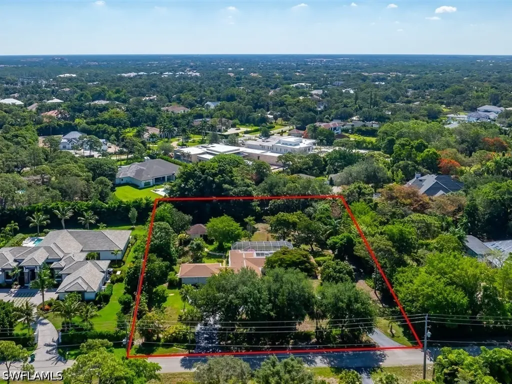 610 West Street Naples FL 34108
