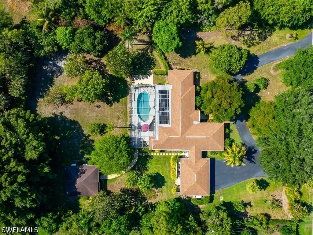 610 West Street Naples FL 34108