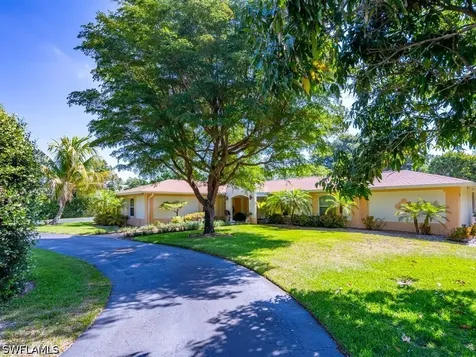 610 West Street Naples FL 34108