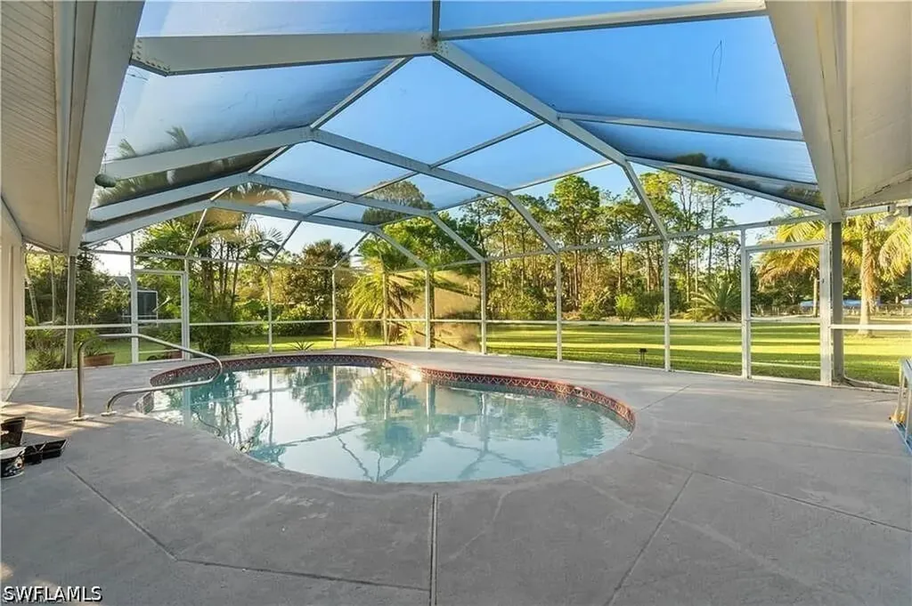 6011 Sea Grass Lane Naples FL 34116