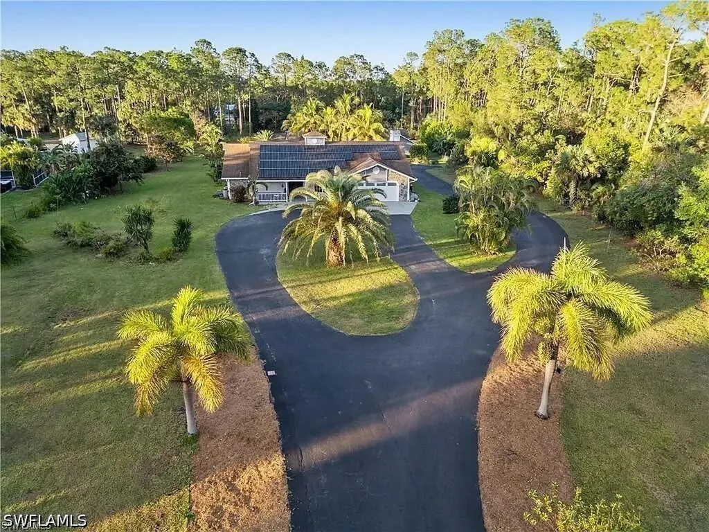 6011 Sea Grass Lane Naples FL 34116
