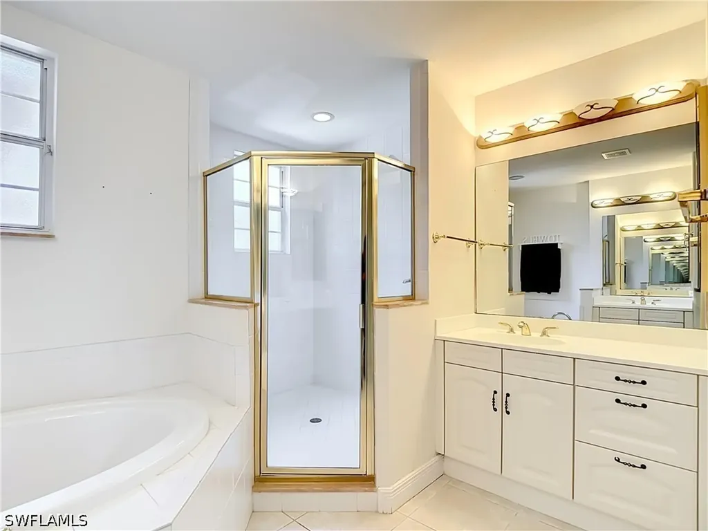 777 Regency Reserve Circle Naples FL 34119